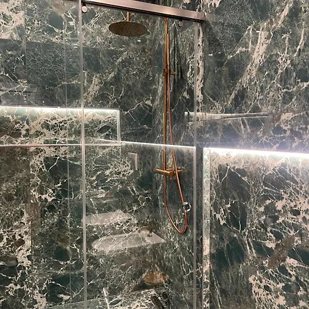 Albanian Star 4* Kryemëdhej