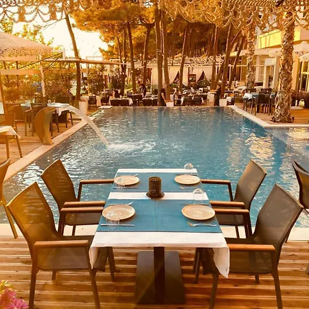 Albanian Star Hotell Kryemëdhej