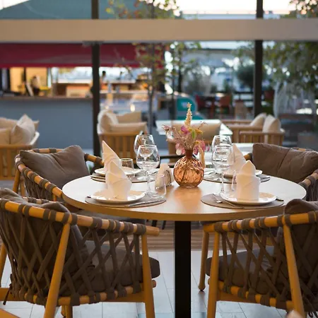 Albanian Star Hotell 4*