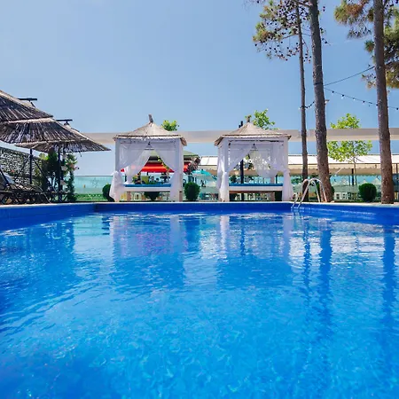 Albanian Star Hotell Kryemëdhej