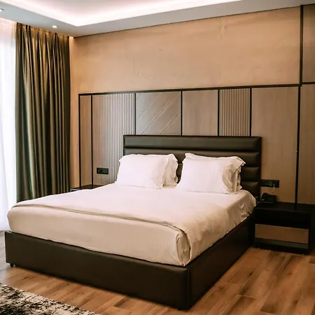 Albanian Star Kryemëdhej