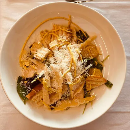 Albanian Star Kryemëdhej