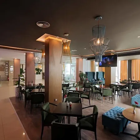 Albanian Star Hotell 4*